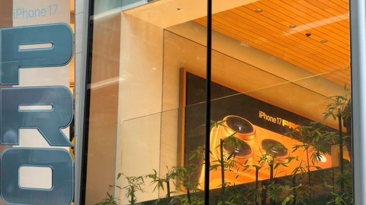 Apple 日本でiPhone一斉値上げ