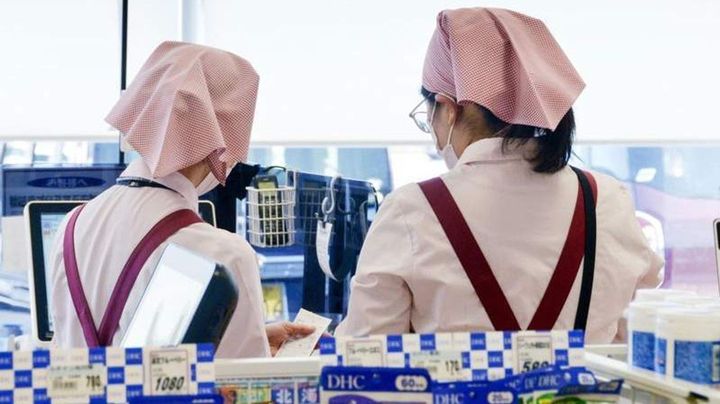 最賃で競争「チキンレース」の声