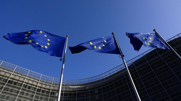 【規制】EUが生成AIの監督強化 暴走を抑止へ