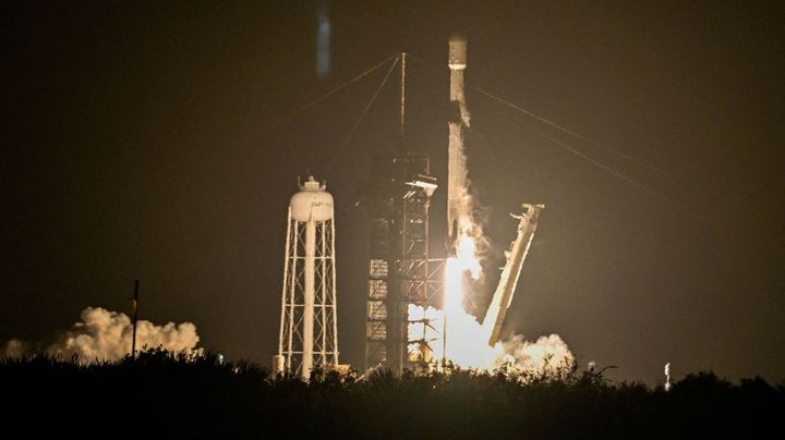 スペースXロケット残骸、月に衝突か