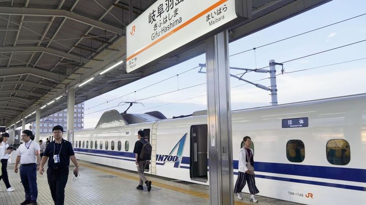 JR東海「夜行」新幹線 客4割女性