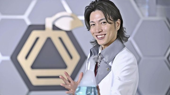 サイエンスアーティスト市岡元気さん、ヤングケアラーだった過去を告白