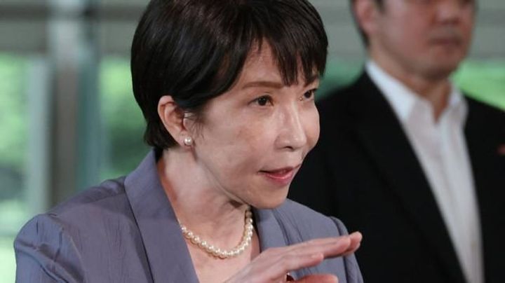29年に中低所得者へ現金給付検討