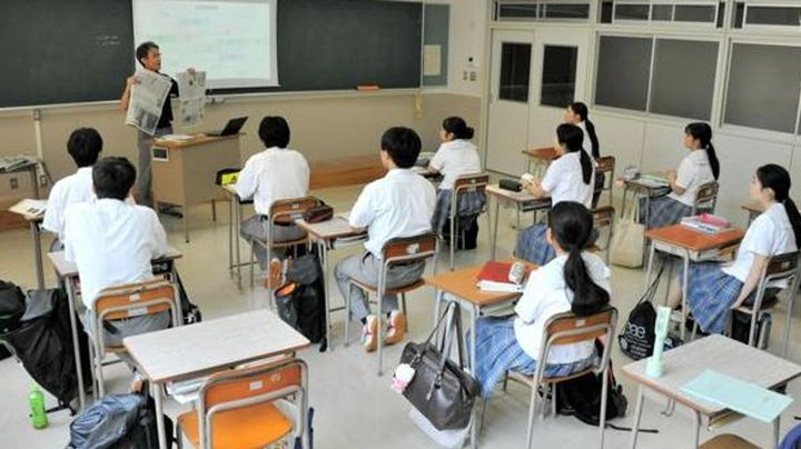 道府県立高145校減か 40年度まで