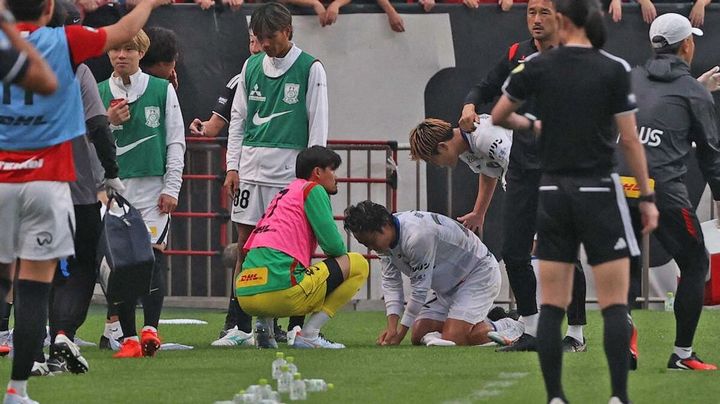 長崎MF翁長 試合で蜂に刺される